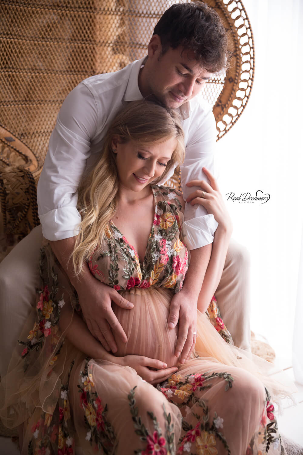 Real Dreamers Studio - Maternity - Latina